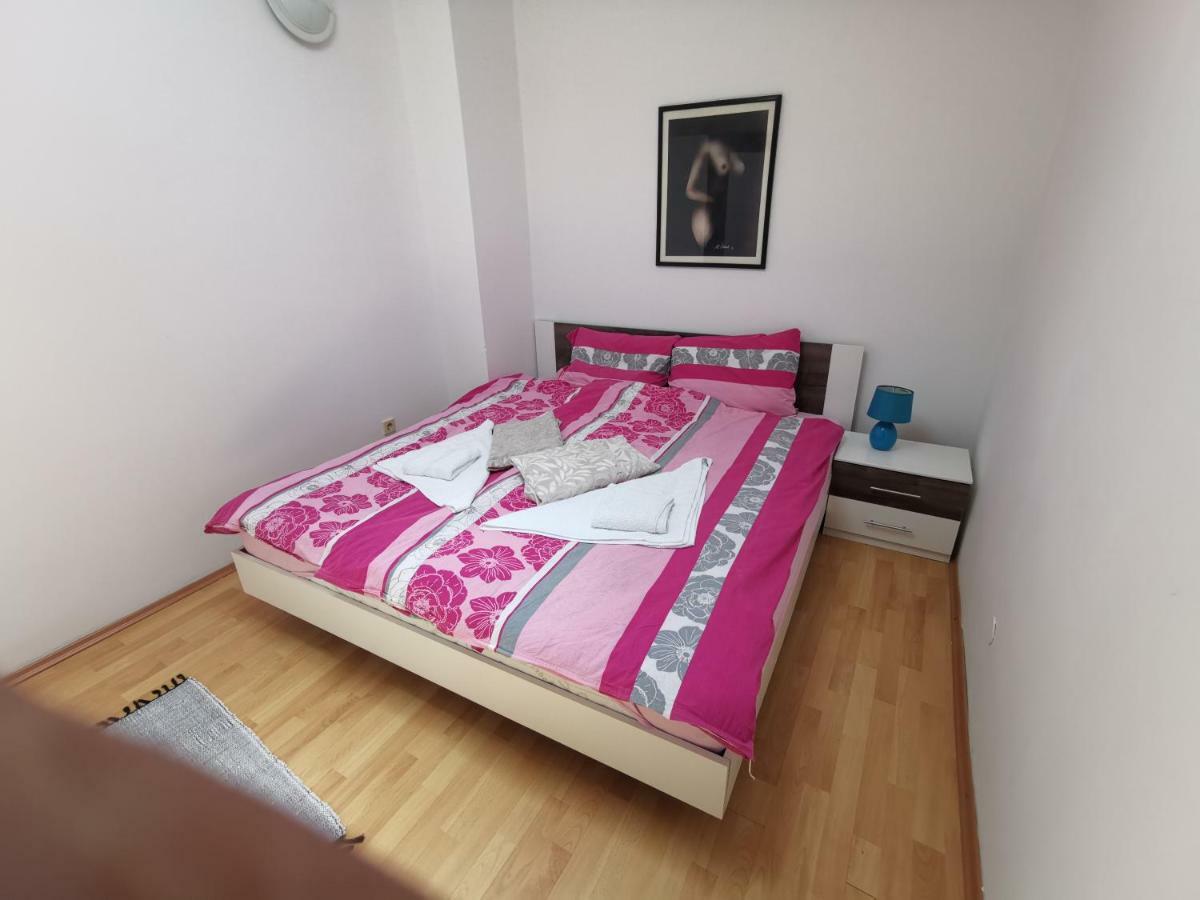 PUY Apartment Old Town מראה חיצוני תמונה